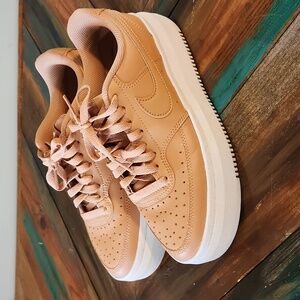 Women's Nike Court Vision Alta Low Top Sneakers In Cognac Sz 8